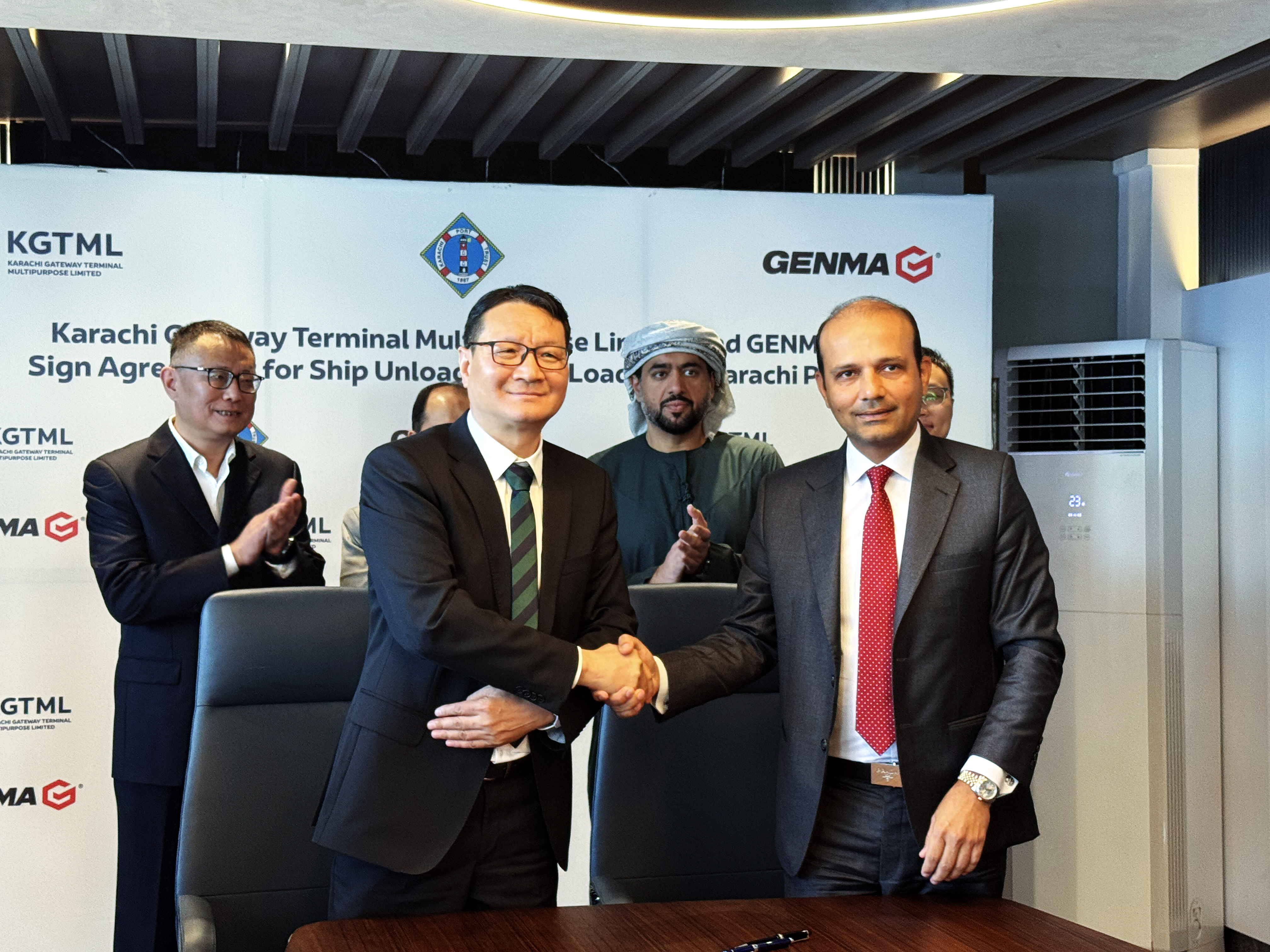 GENMA与巴基斯坦卡拉奇门户码头达成重大设备合作协议(图1) GENMA与巴基斯坦卡拉奇门户码头达成重大设备合作协议(图1)