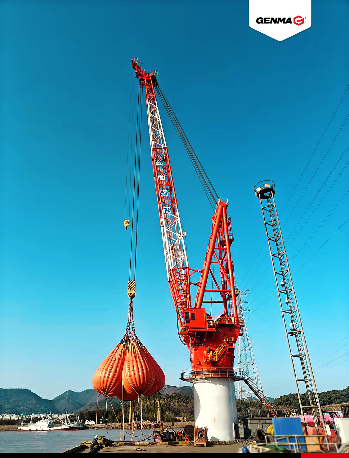 GENMA向浙江满洋交付一台基座式海洋起重机,助力水上打捞作业(图1) GENMA向浙江满洋交付一台基座式海洋起重机,助力水上打捞作业(图1)